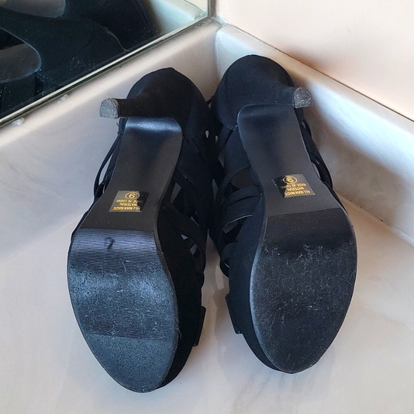 Charlotte Russe Black Suede Caged Heels - Picture 4 of 10